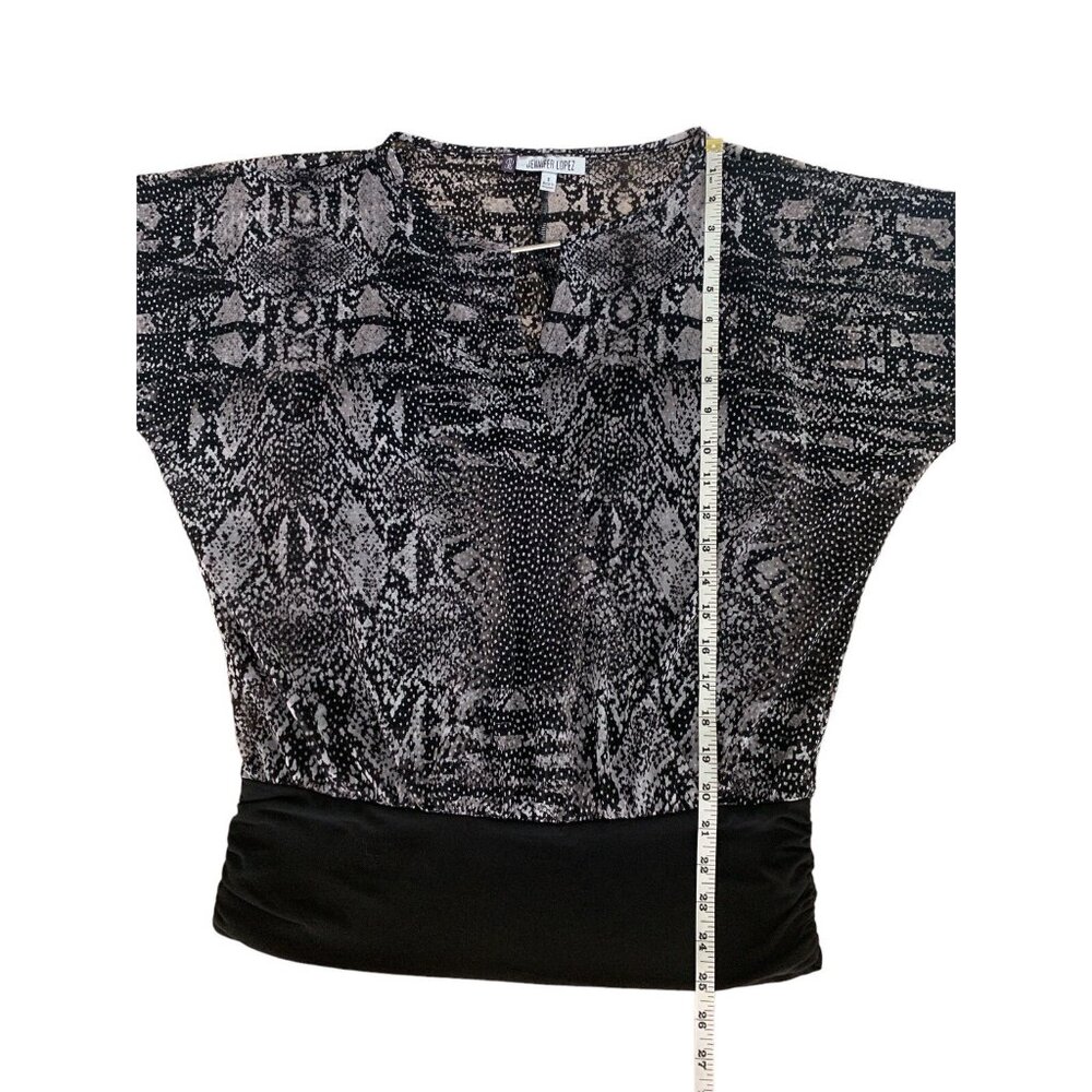Jennifer Lopez Womens Small Snake Print Blouse With Keyhole Neckline Small - Picture 8 of 13